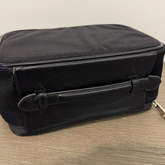 SEPHORA COLLECTION Black Toiletry Case - Picture 7 of 7